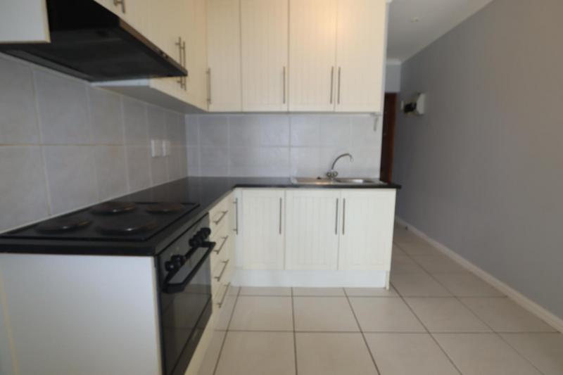 To Let 1 Bedroom Property for Rent in Rondebosch Western Cape